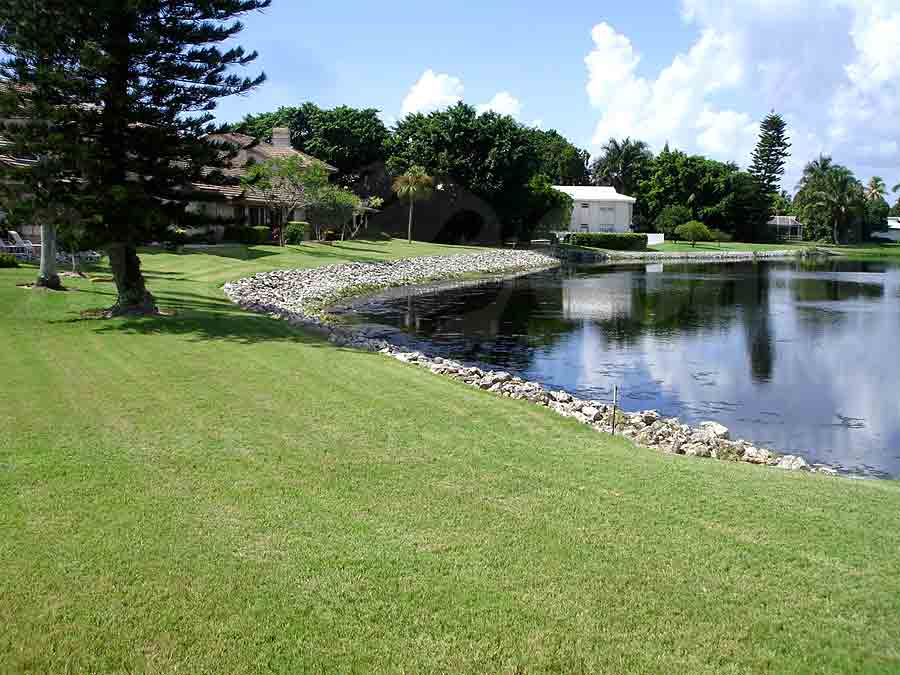 Villas Of Park Shore View of Water